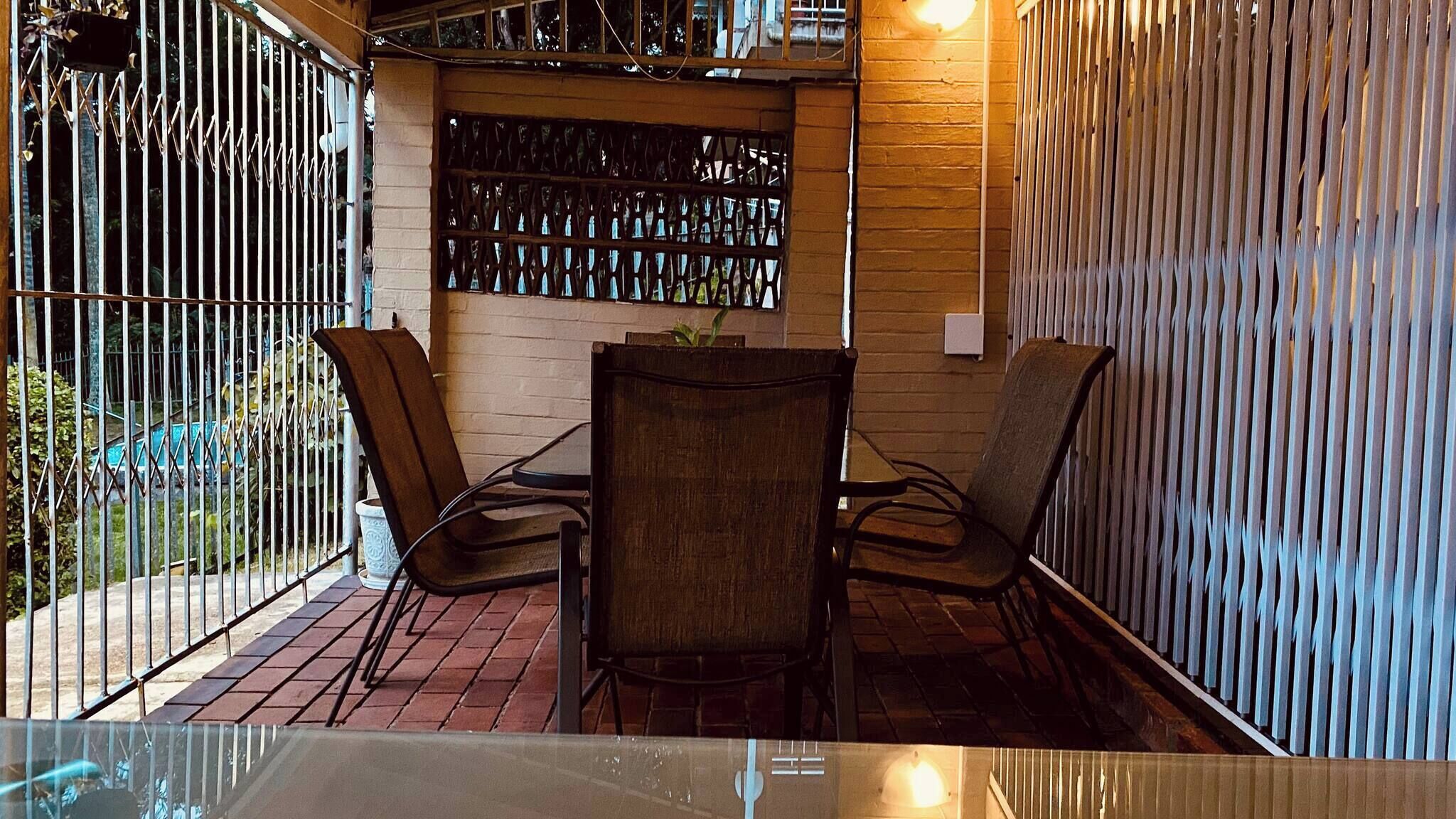 Casa, 3 habitaciones, accesible para personas con discapacidad, fumadores | Restaurante al aire libre