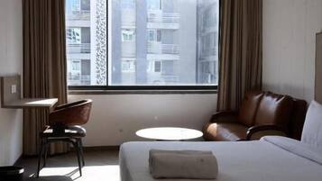In-room safe, desk, soundproofing, free WiFi