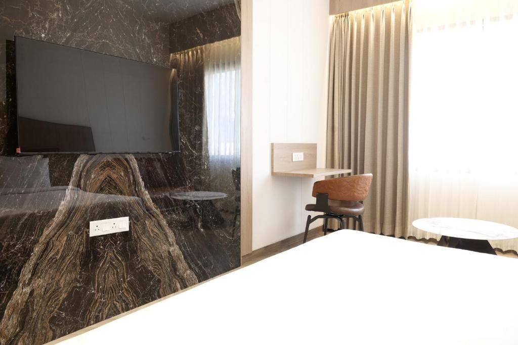 Deluxe Double Room, City View | In-room safe, desk, soundproofing, free WiFi