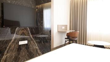 Deluxe Double Room, City View | In-room safe, desk, soundproofing, free WiFi