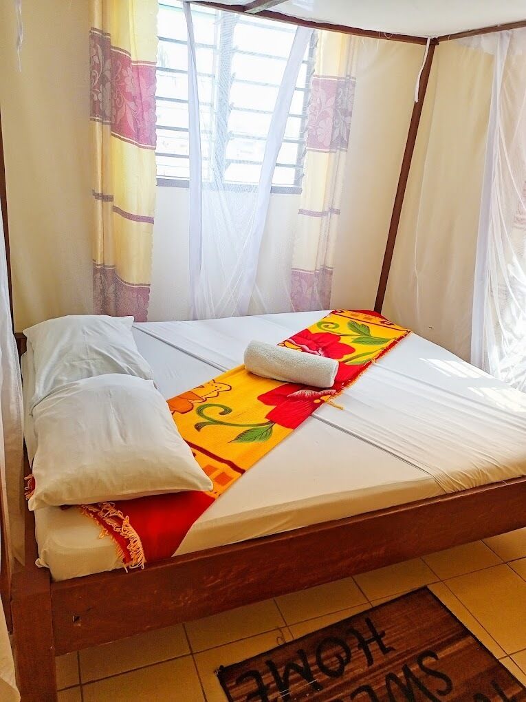 Habitación Deluxe doble | Decoración individual, mobiliario individual, wifi gratis y ropa de cama