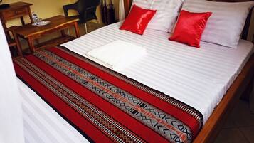 Deluxe Single Room | Individually decorated, individually furnished, free WiFi, bed sheets