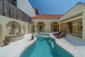 Outdoor pool - Casa Mara  (Canggu)
