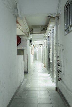 룸, 침실 3개 | 내부