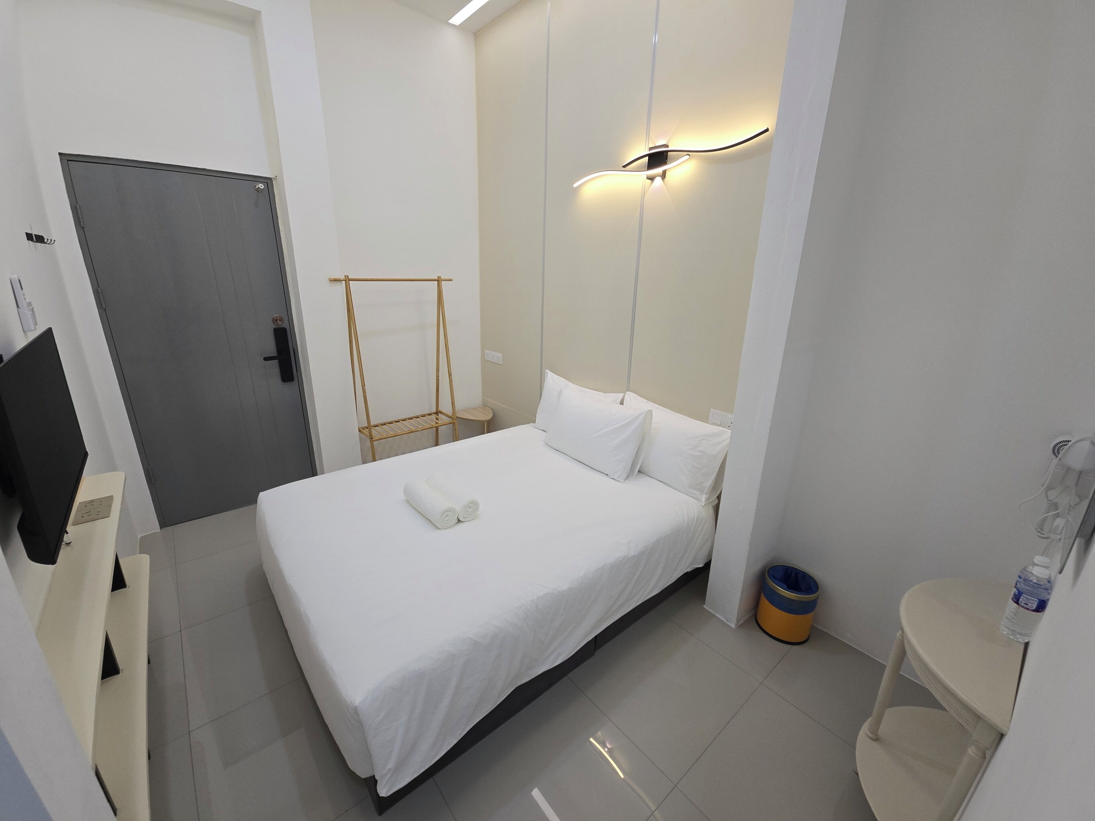 Standard Room | Bathroom
