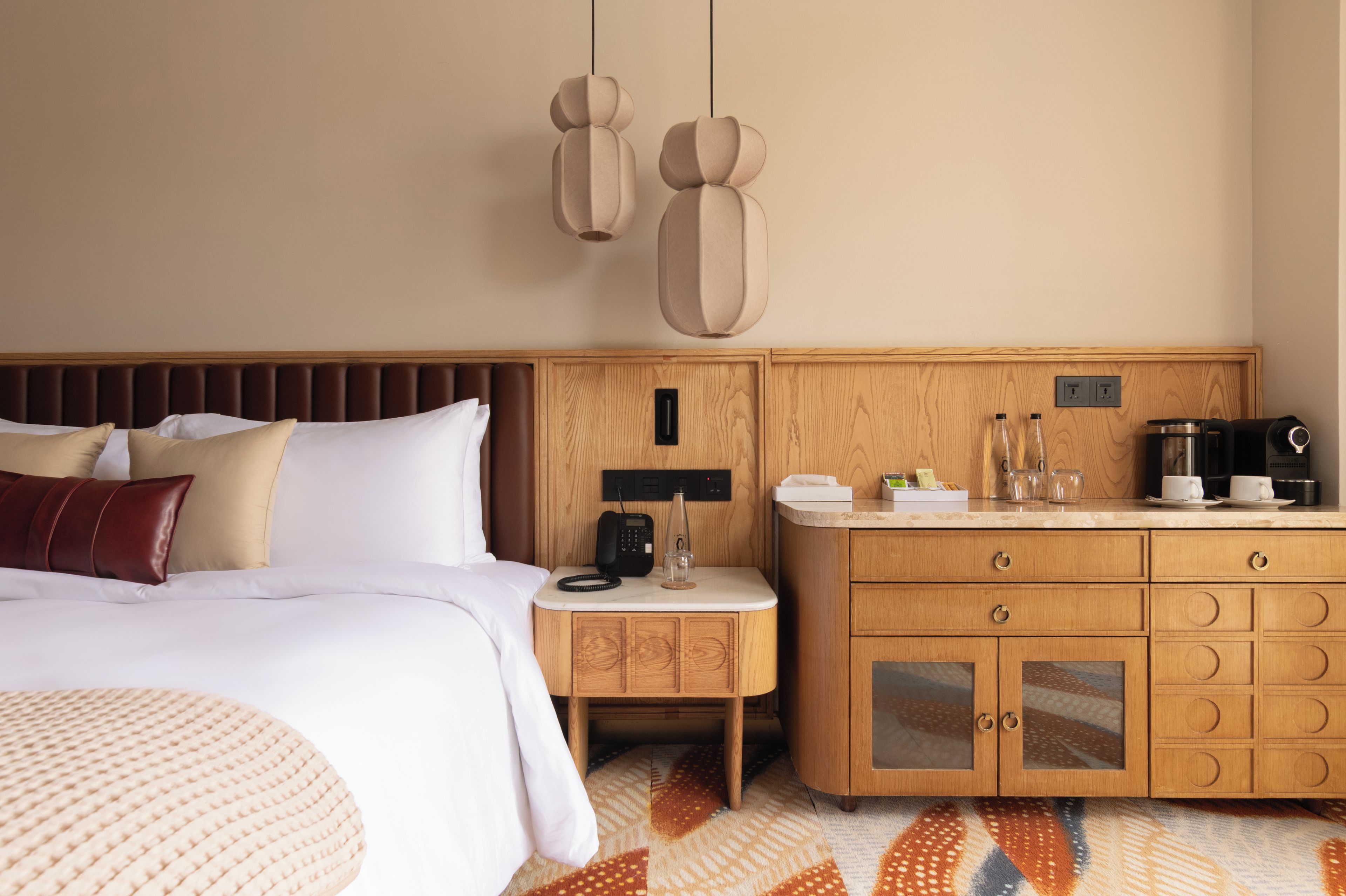 Classic Double or Twin Room, Balcony, Ocean View | Minibar, in-room safe, desk, blackout drapes