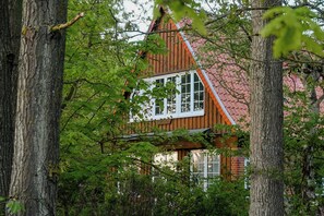 Exterior - Historical holiday home with sea view (Boltenhagen)