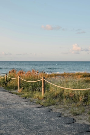 Beach - Historical holiday home with sea view (Boltenhagen)