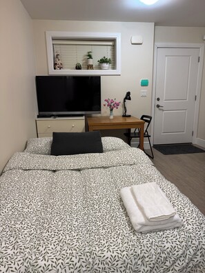 Room - Garden Suite (Vancouver)