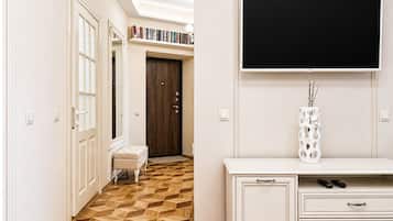Comfort Apartment, Balcony, Park View | Living area | 43-inch flat-screen TV with cable channels