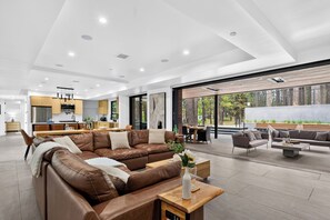 Smart TV, fireplace, table football, ping pong - Evergreen Retreat | Outdoor Dining + Lounge + Views | Near Skiing & The Village (Big Bear Lake)