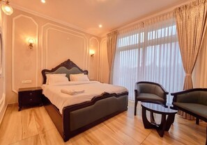 Deluxe Suite, City View - KING PALACE BY VOYE HOMES (Ooty)