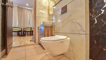 Shower, towels, soap, shampoo
