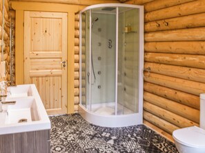 Towels - 1 bedroom accommodation in Ebchester, near Consett (Ebchester, near Consett)