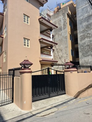 Exterior - Paru home 2bhk Apartment Everest (Kathmandu)