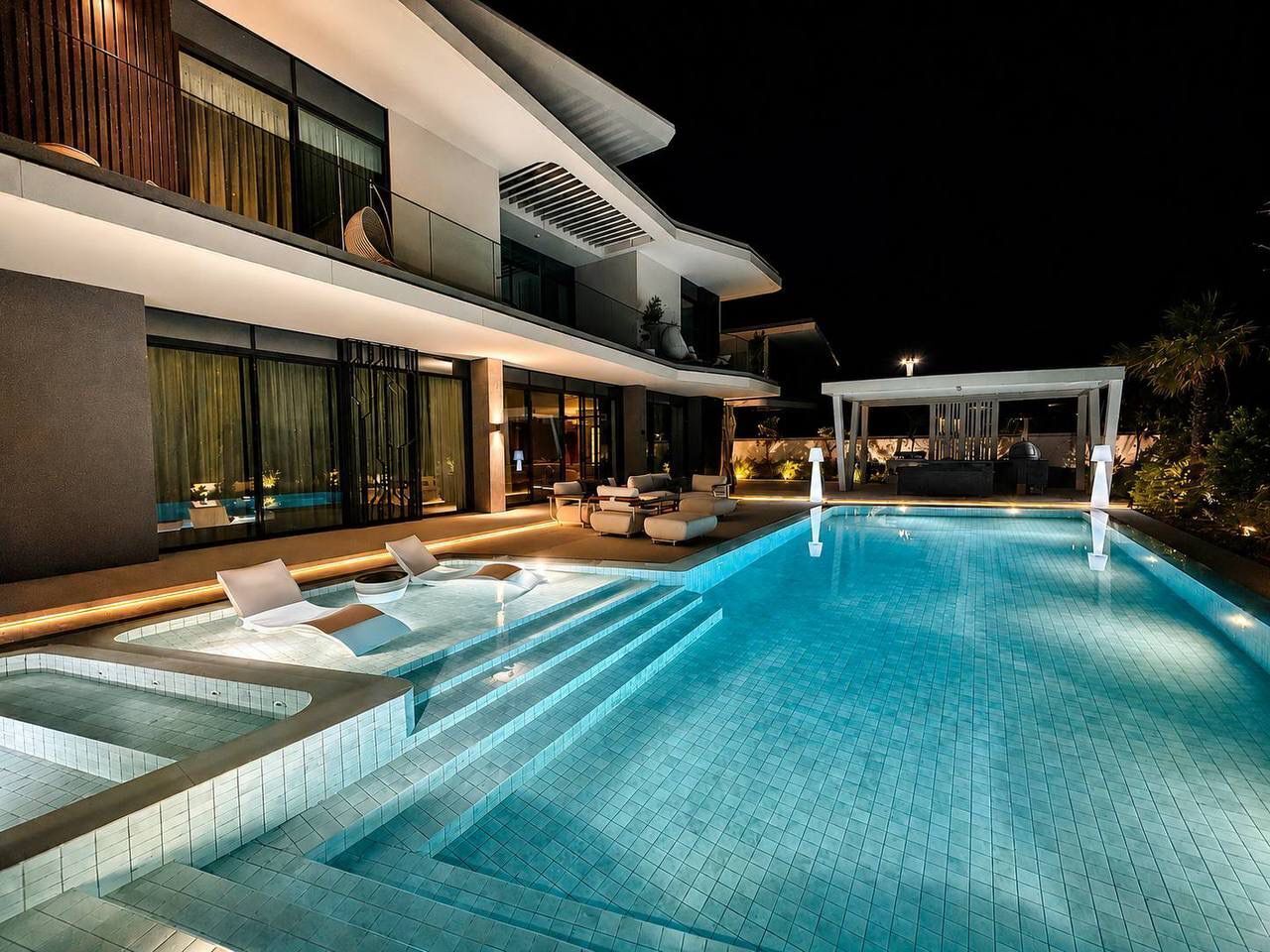 Piscine extérieure