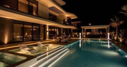 6BR Lamborghini Luxury Villa | Cinema, Spa & Pool
