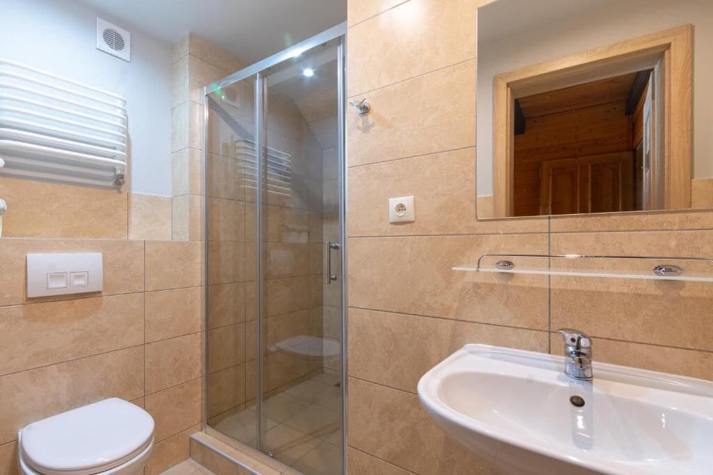 Deluxe Quadruple Room, Balcony, Mountain View | Bathroom | Shower, towels, toilet paper
