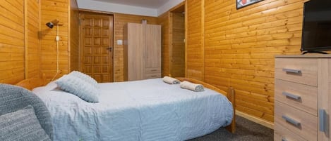 Economy Triple Room | WiFi (free)