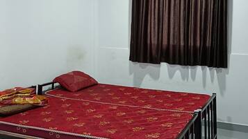 Basic-Doppelzimmer, Balkon, Talblick