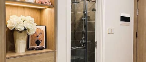 Standard Studio, City View | Bathroom | Shower, hair dryer, towels, soap