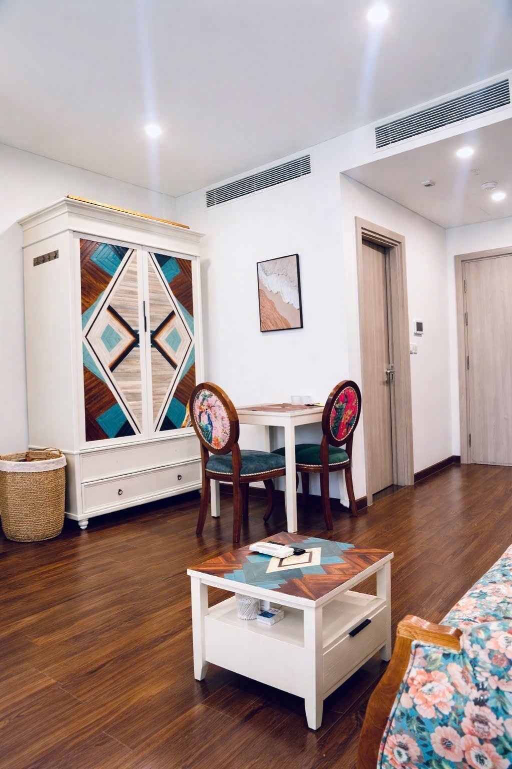 Standard Studio, City View | Interior