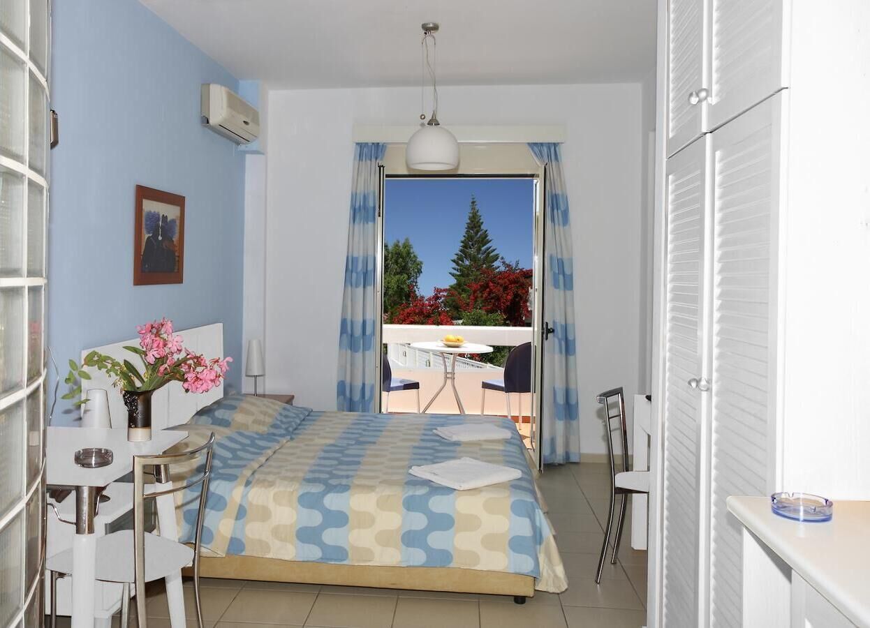 Classic Studio, Balcony, Sea View | In-room safe, soundproofing, iron/ironing board, free WiFi