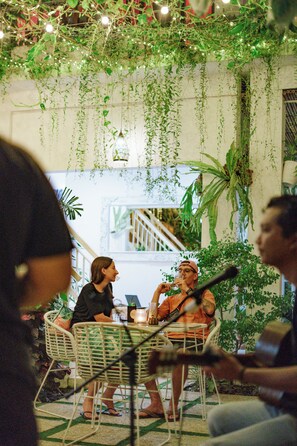Property grounds - Naia Hotel Kuta Lombok (Kuta)