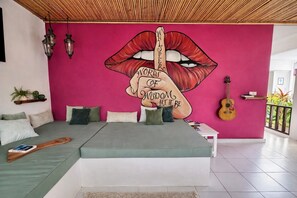 Lounge - Naia Hotel Kuta Lombok (Kuta)