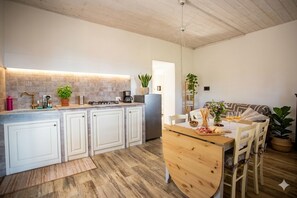 Apartment, Hill View | Dining - Casa Nord Silvano - rustico di paese (Borghetto d'Arroscia)