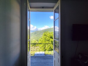 Apartment, Hill View | Interior - Casa Nord Silvano - rustico di paese (Borghetto d'Arroscia)
