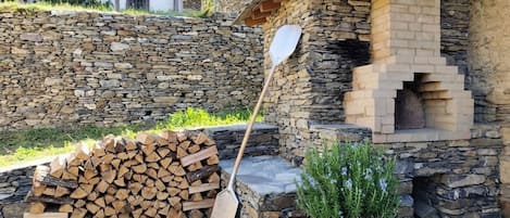 Appartement, vue sur la colline | Terrain de lâhĂ©bergement