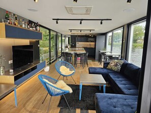 Living area - Vrbo Property (Sarreguemines)