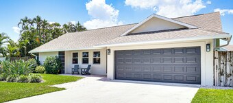 Poolside Oasis! Family Home 4 Mi to Delray Beach