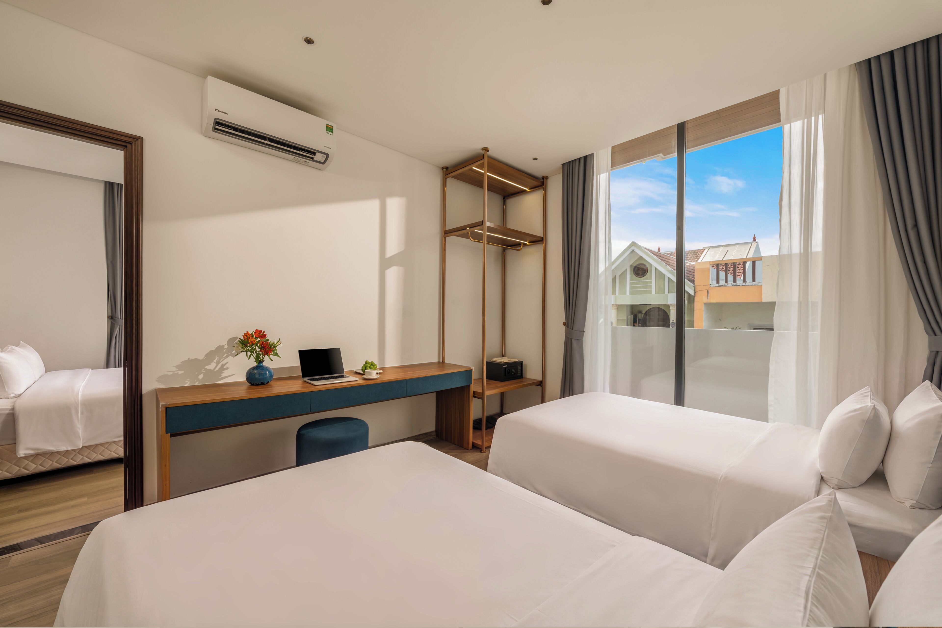 Family Studio, Connecting Rooms, City View | Private kitchen | Coffee/tea maker, mini-fridge, stovetop, electric kettle