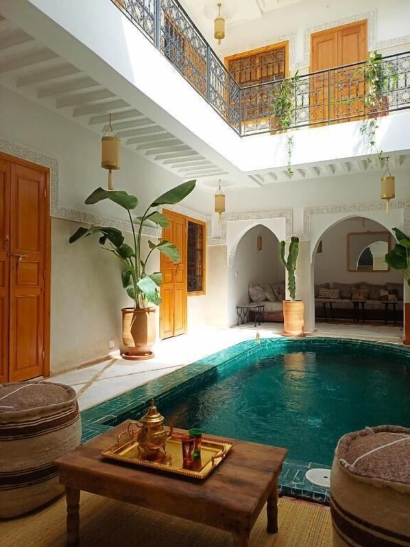Seasonal outdoor pool - RIAD DABAKECH (MARRAKESH)