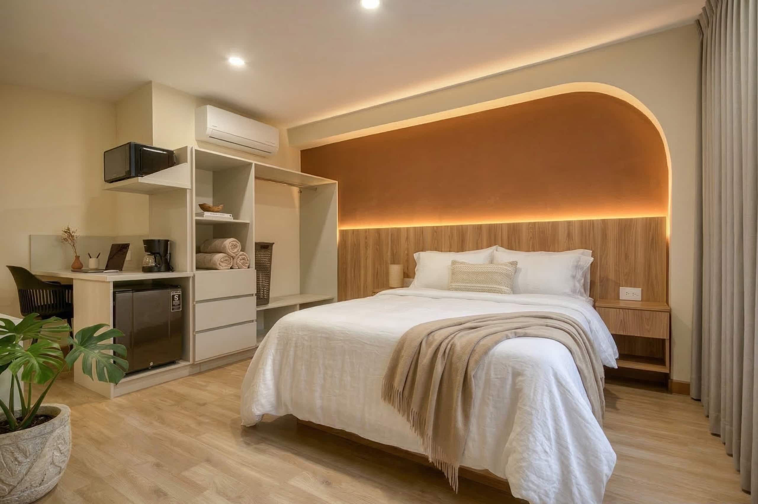 Apartment | In-room safe, blackout drapes, iron/ironing board, WiFi (free)