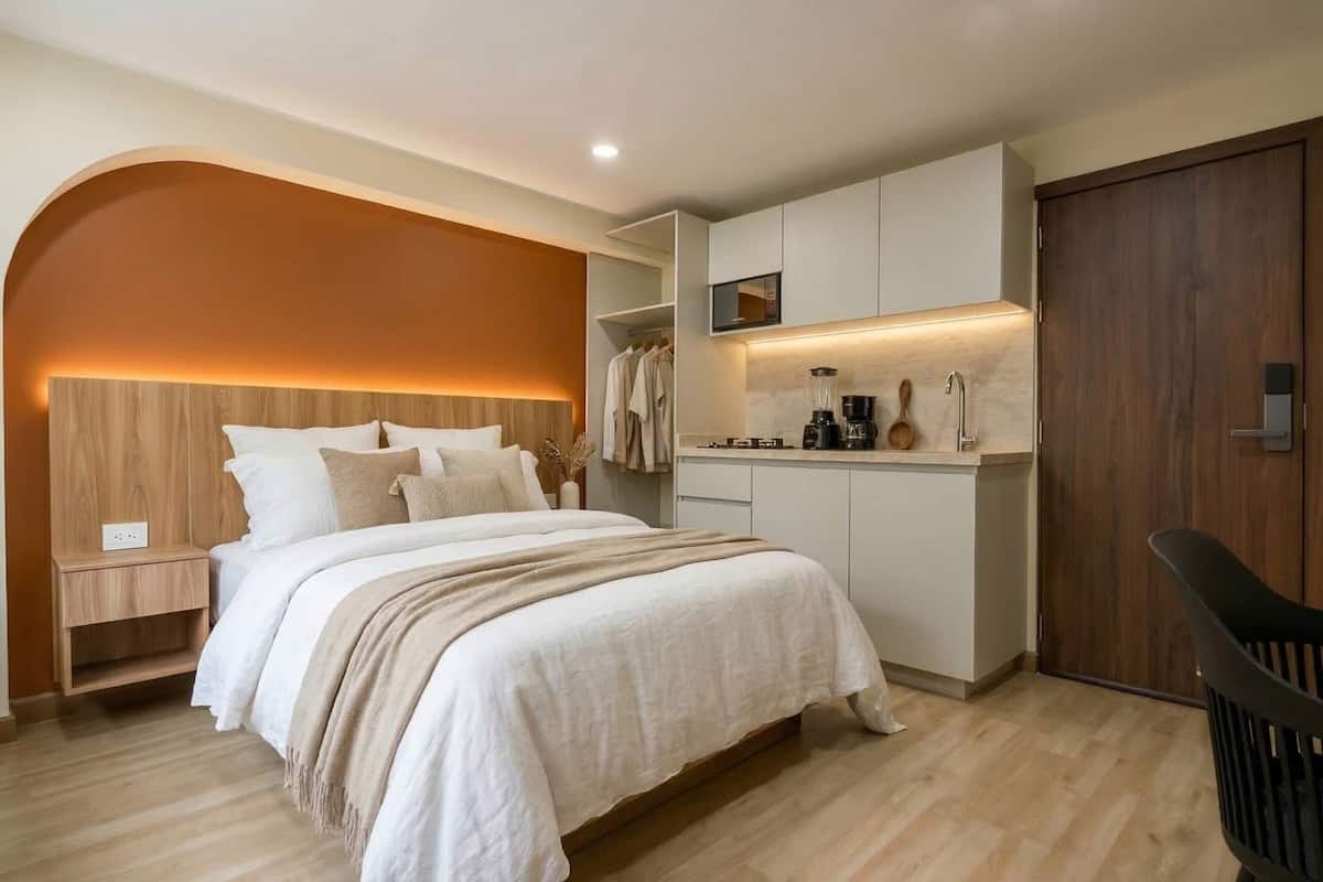 Departamento | Caja de seguridad en la habitación y cortinas blackout