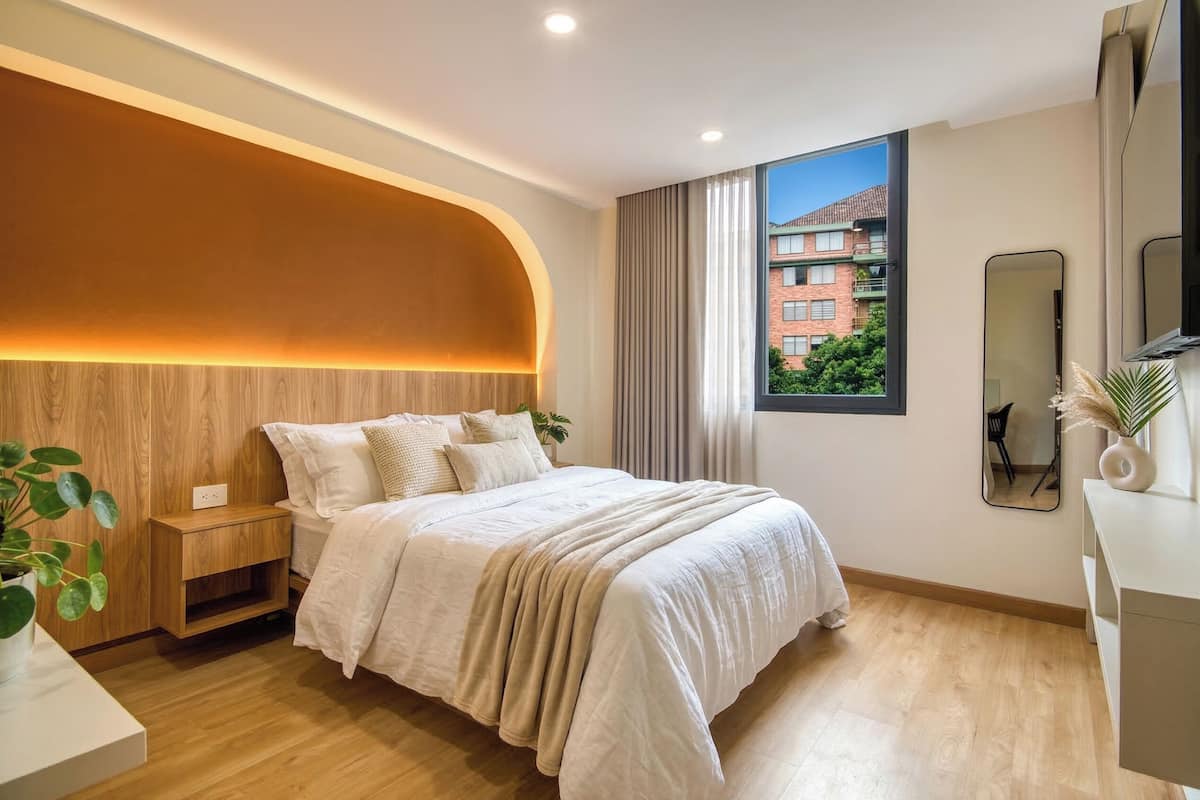 ห้องลักซ์ชัวรี่, เตียงใหญ่ 1 เตียง | ตู้นิรภัยในห้องพัก, ผ้าม่านกันแสง, เตารีด/โต๊ะรีดผ้า, Wi-Fi ฟรี