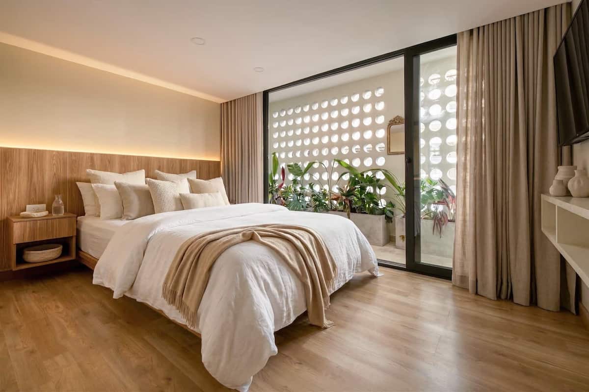 Apartment | In-room safe, blackout drapes, iron/ironing board, WiFi (free)