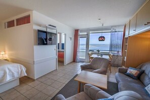 Room - Holiday apartment with 2 bedrooms (Borkum)