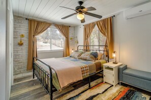 Desk, iron/ironing board, internet, bed sheets