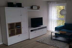 Living area - Holiday apartment with 1 bedroom (Radolfzell)