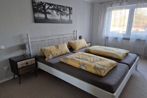 Room - Strandbad40 EG-1, Stützle (Radolfzell)