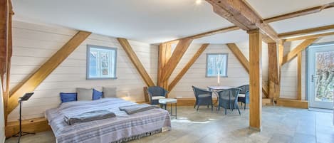 1 chambre, fer et planche à repasser, Wi-Fi, literie fournie