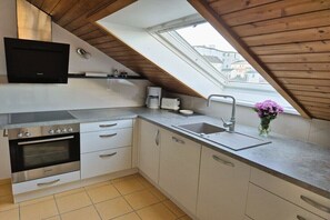 Fridge, microwave, oven, stovetop - Strandbad40, DG, Stützle (Radolfzell)