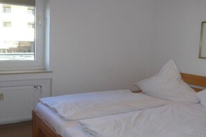 Room - Holiday apartment with 2 bedrooms (Borkum)