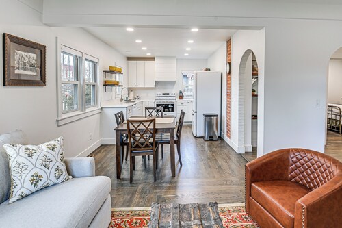 Downtown Cody Casa - Yellowstone Getaway