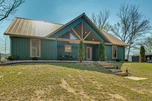Exterior - 'CopperTop Cabin' Waterfront White River Retreat (Norfork)