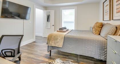 Great for Groups! Greensboro Getaway, 1 Mi to Dtwn